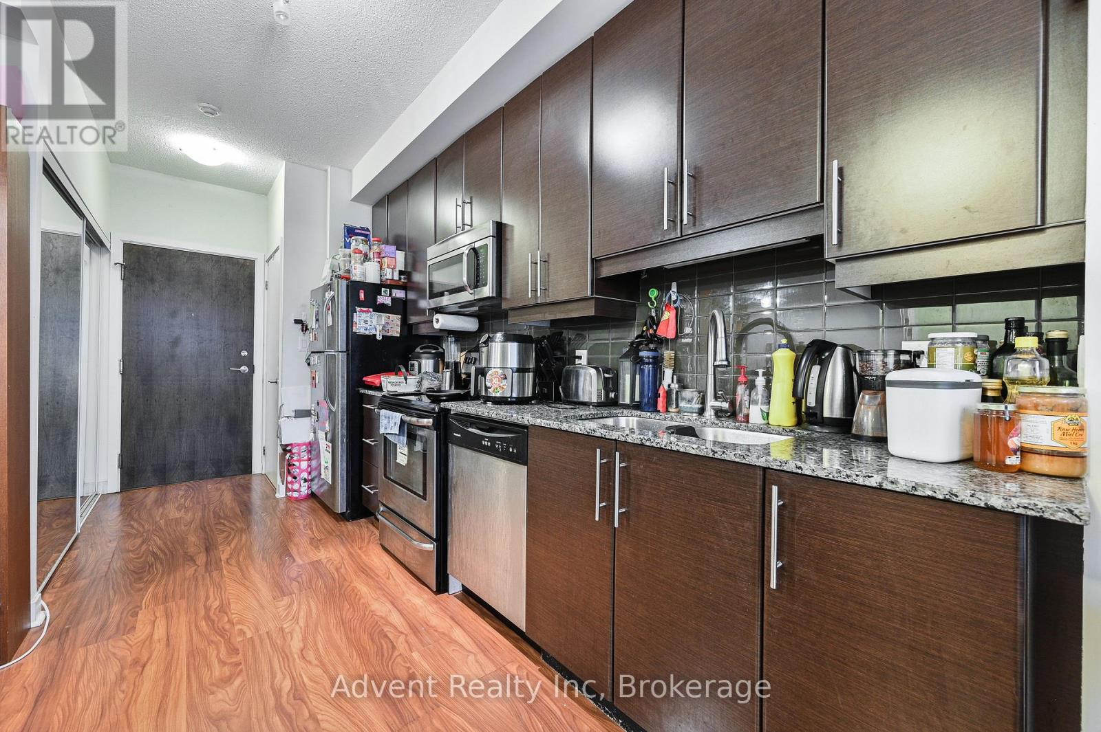 1902 - 33 Bay Street, Toronto, Ontario  M5J 2Z3 - Photo 3 - C12672516