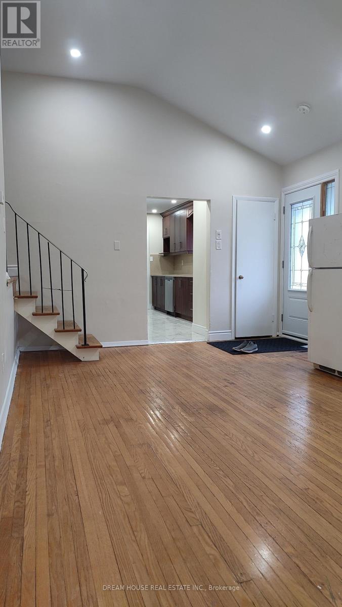 95 Thornbeck Drive, Toronto, Ontario  M1G 2K2 - Photo 2 - E12672474