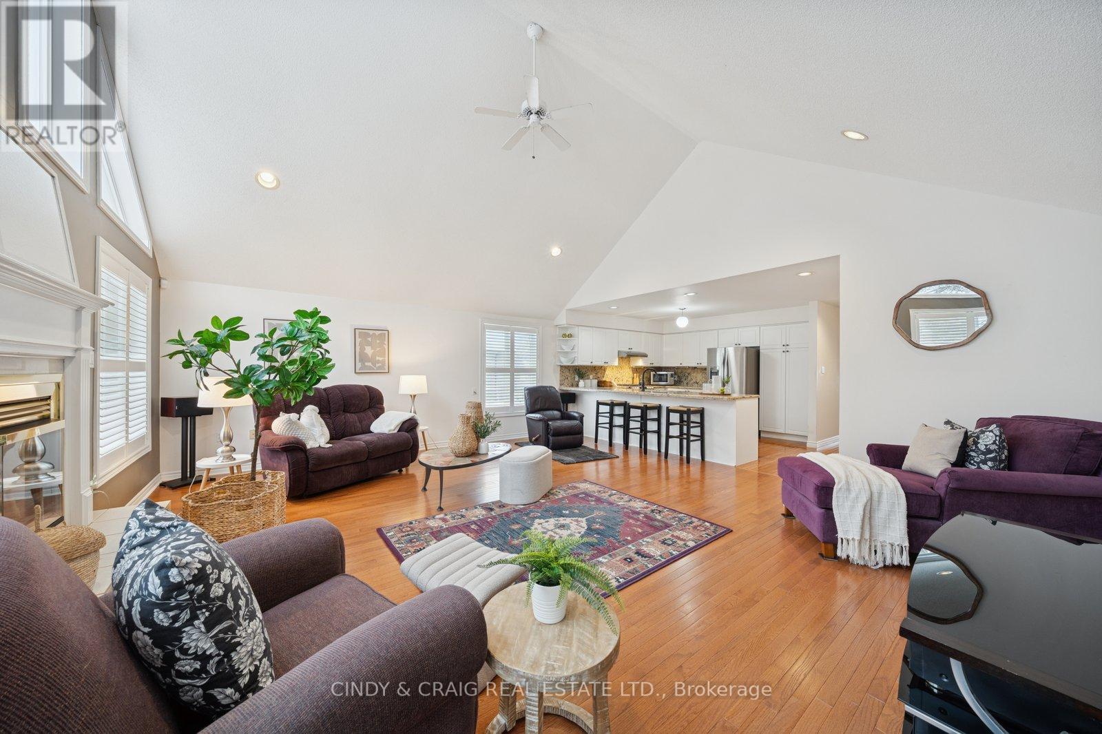 62 Foxhunt Trail, Clarington, Ontario  L1E 1E4 - Photo 6 - E12672502