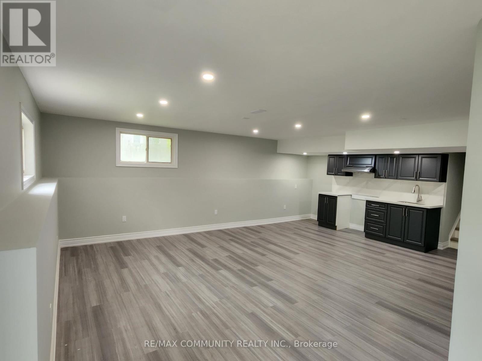 Basement - 802 Cedarvale Drive, Innisfil, Ontario  L9S 4L4 - Photo 4 - N12672518