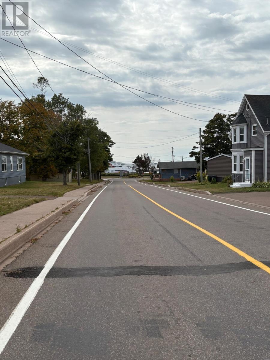 130 Main Street, Souris, Prince Edward Island  C0A 2B0 - Photo 7 - 202600331