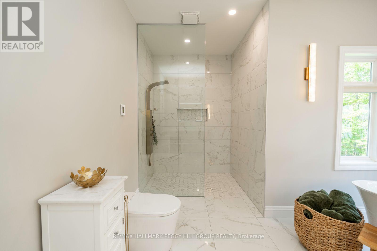 7 Maple Ridge Road, Oro-Medonte, Ontario  L0L 2L0 - Photo 12 - S12672550