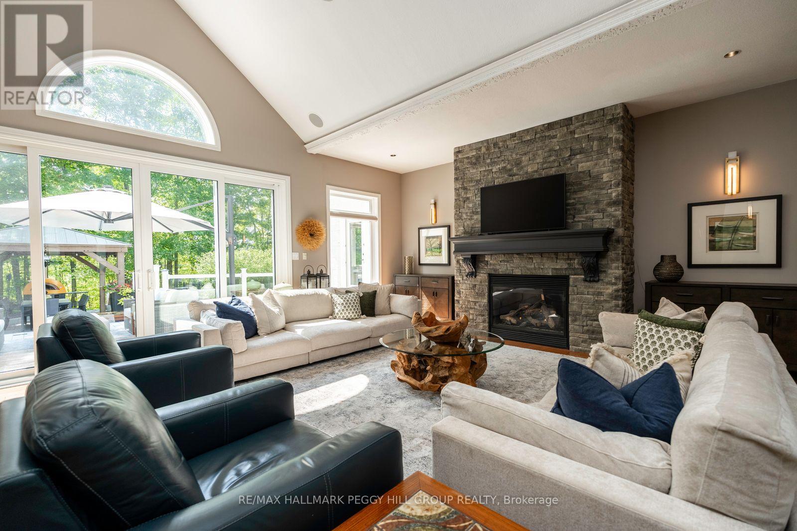 7 Maple Ridge Road, Oro-Medonte, Ontario  L0L 2L0 - Photo 4 - S12672550