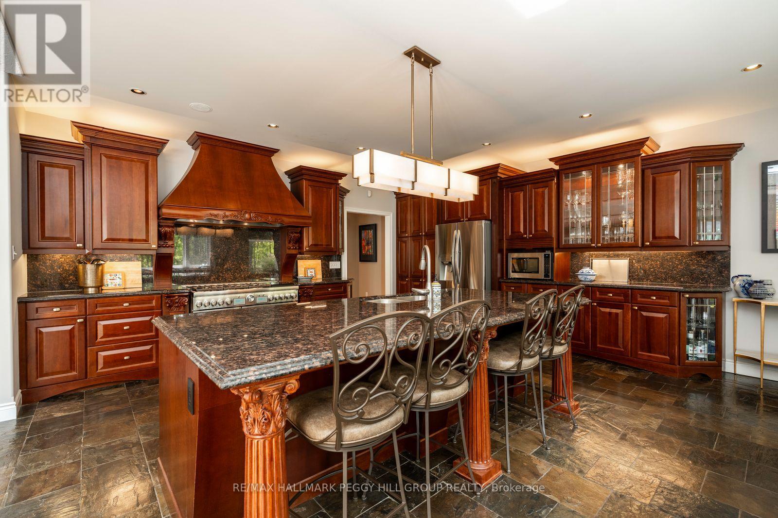 7 Maple Ridge Road, Oro-Medonte, Ontario  L0L 2L0 - Photo 6 - S12672550