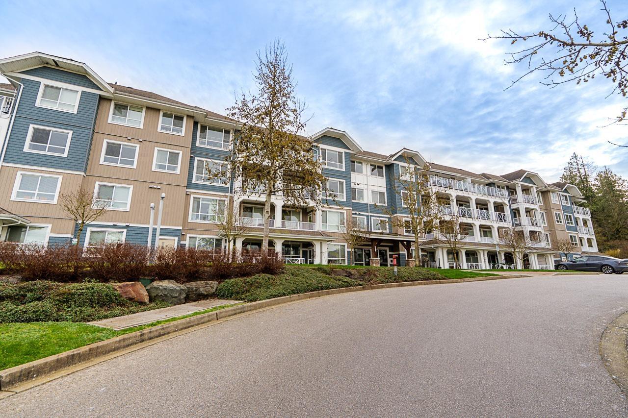 206 16396 64 Avenue, Surrey, British Columbia  V3S 6X6 - Photo 3 - R3075503