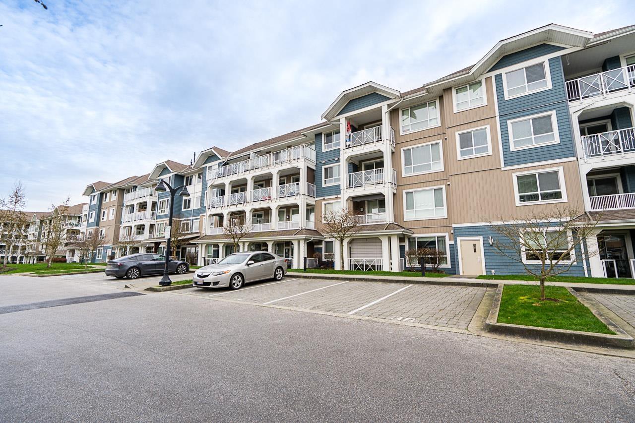 206 16396 64 Avenue, Surrey, British Columbia  V3S 6X6 - Photo 4 - R3075503