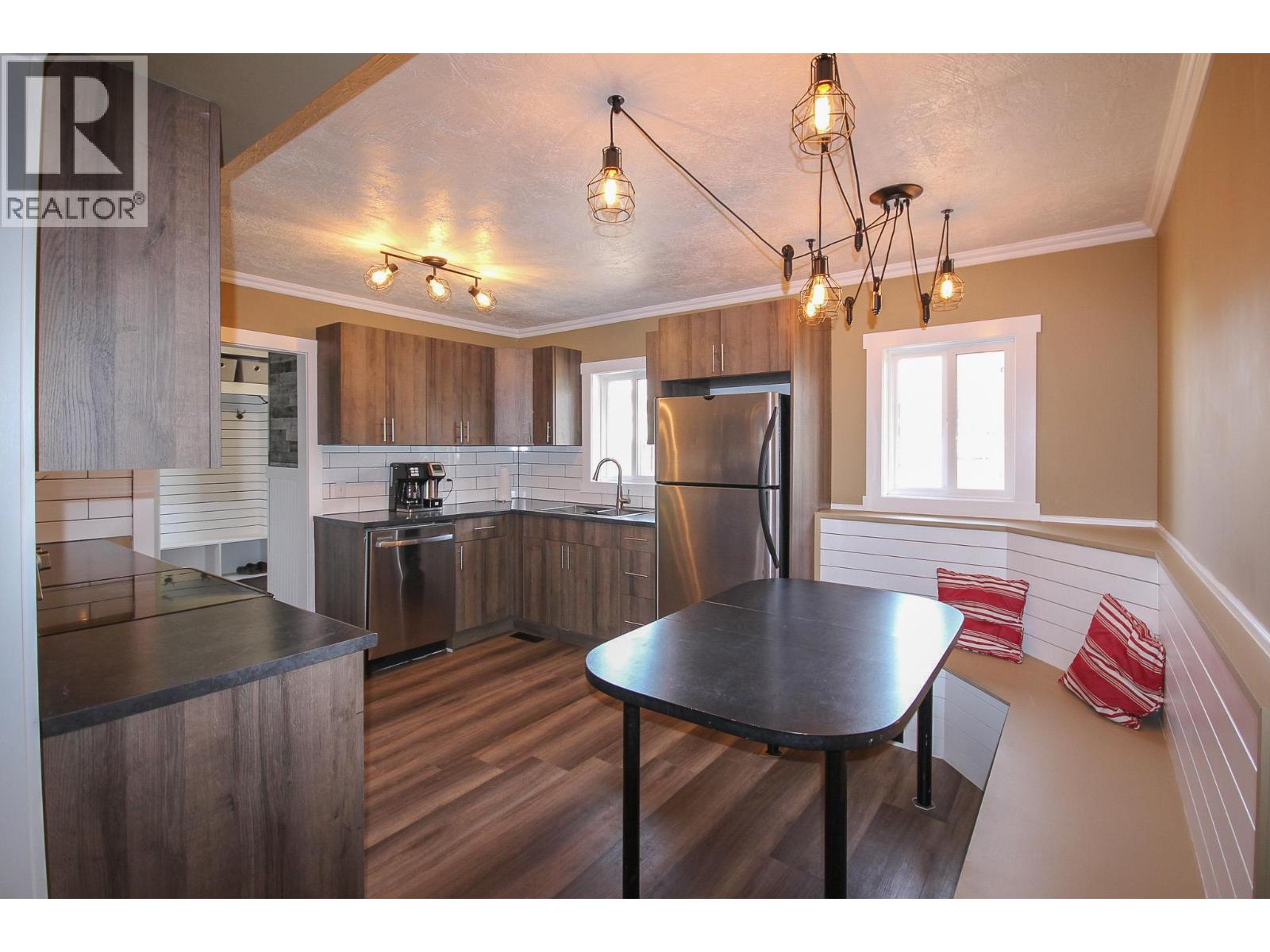 1608 95 Avenue, Dawson Creek, British Columbia  V1G 1K1 - Photo 5 - 10372045