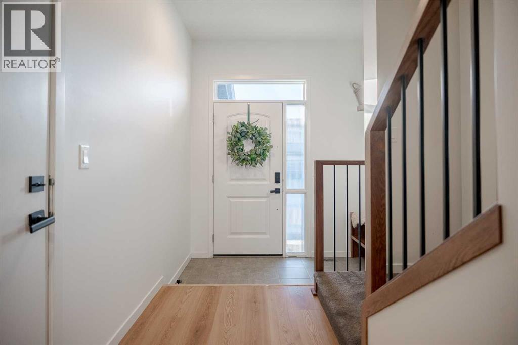 159 Belmont Crescent Sw, Calgary, Alberta  T2X 4N6 - Photo 3 - A2275845