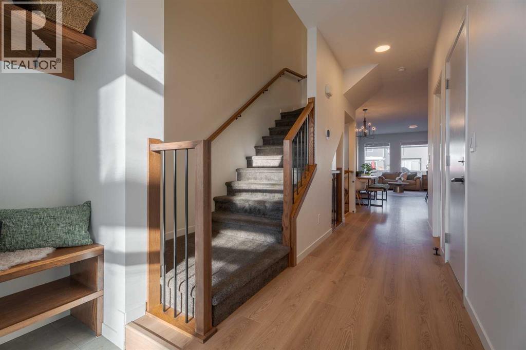 159 Belmont Crescent Sw, Calgary, Alberta  T2X 4N6 - Photo 4 - A2275845