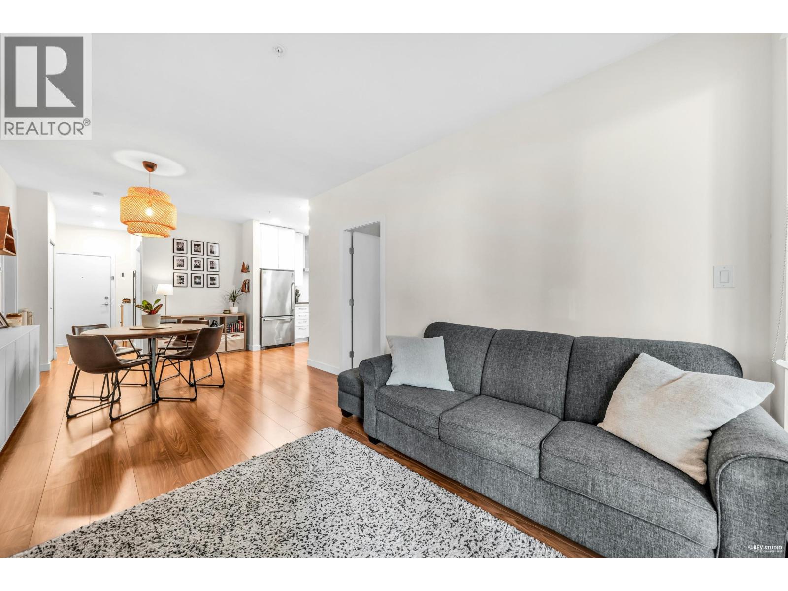 201 5460 Broadway, Burnaby, British Columbia V5B 0B4 - Photo 13 - R3076399