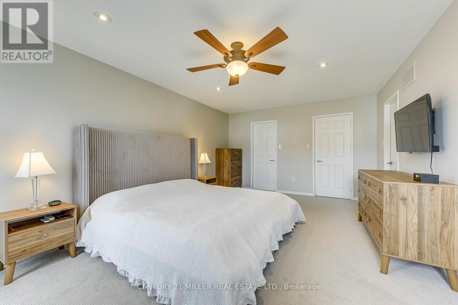 215 Roxton Road, Oakville, Ontario  L6H 6M9 - Photo 38 - W12672524