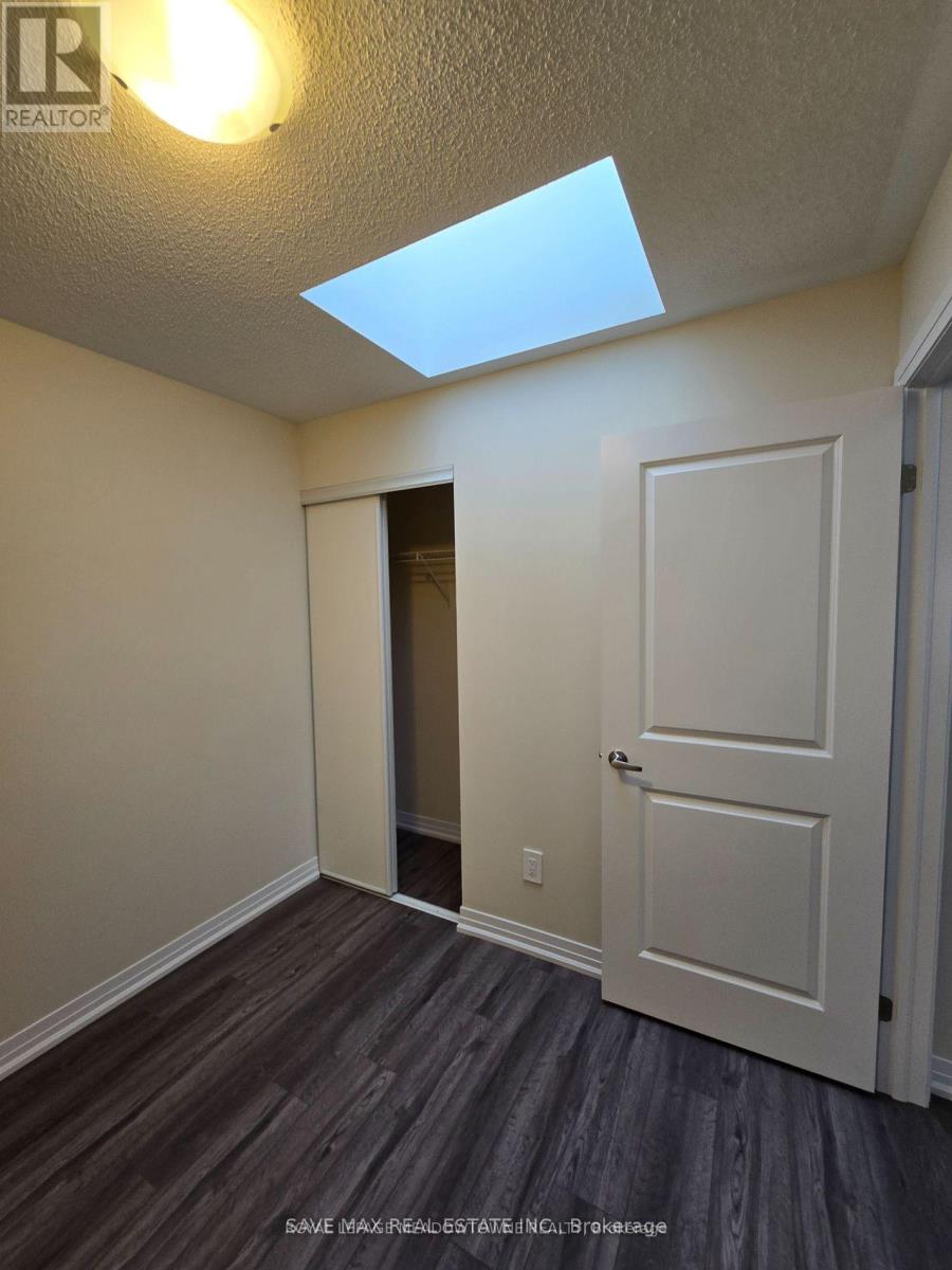 120 - 1573 Rose Way, Milton, Ontario  L9T 7E7 - Photo 10 - W12672538