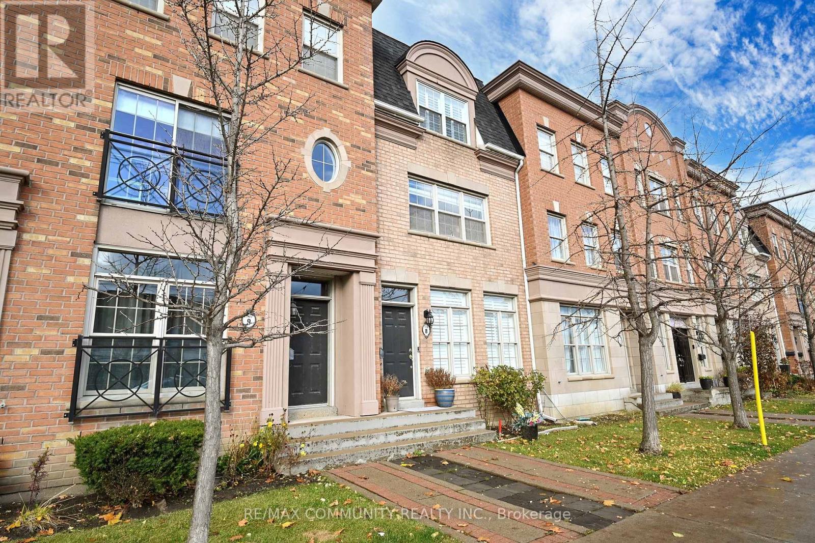 8 - 3030 Lakeshore Boulevard W, Toronto, Ontario  M8V 4C9 - Photo 2 - W12672544