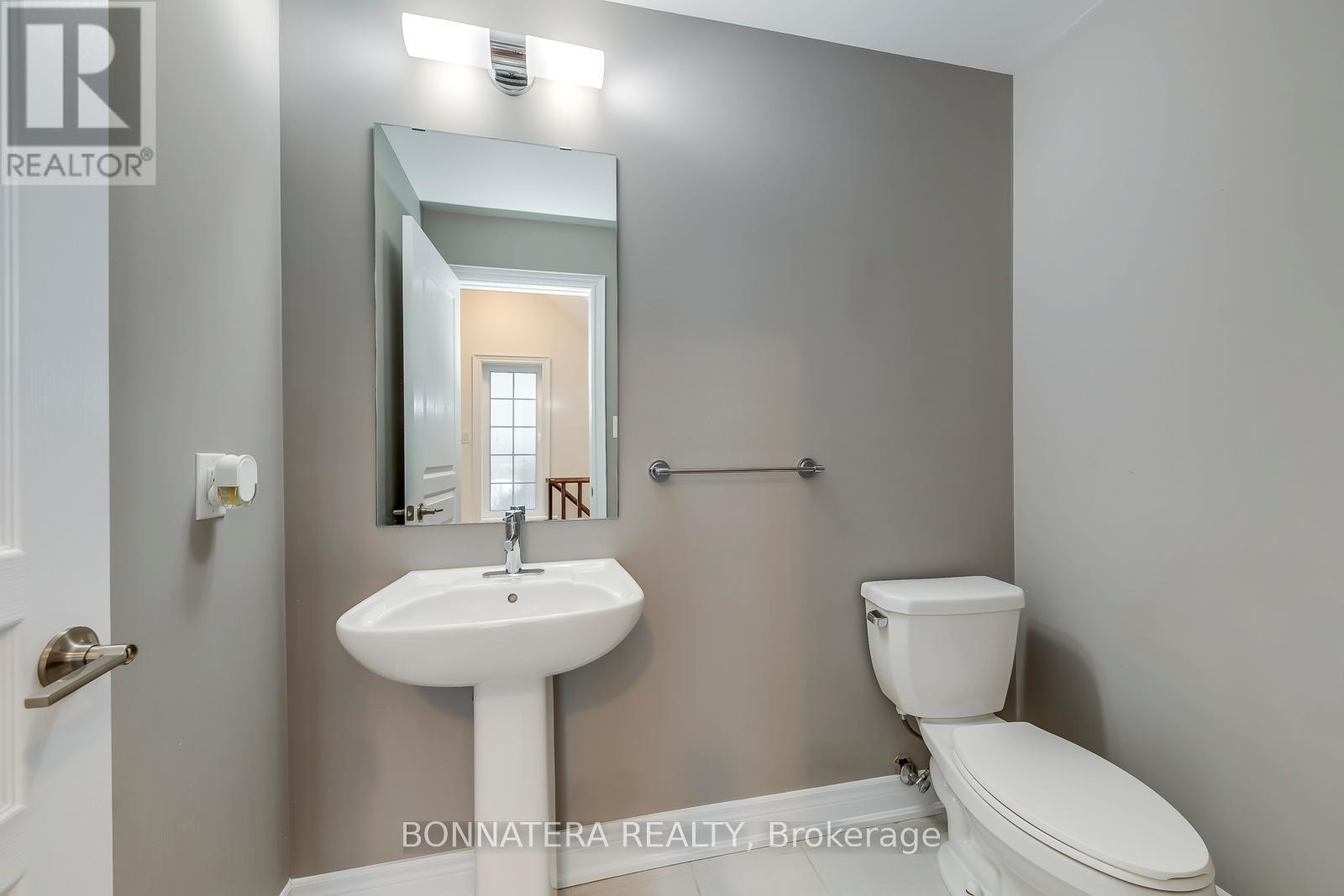 19 - 3026 Postridge Drive, Oakville, Ontario  L6H 7E3 - Photo 29 - W12672548