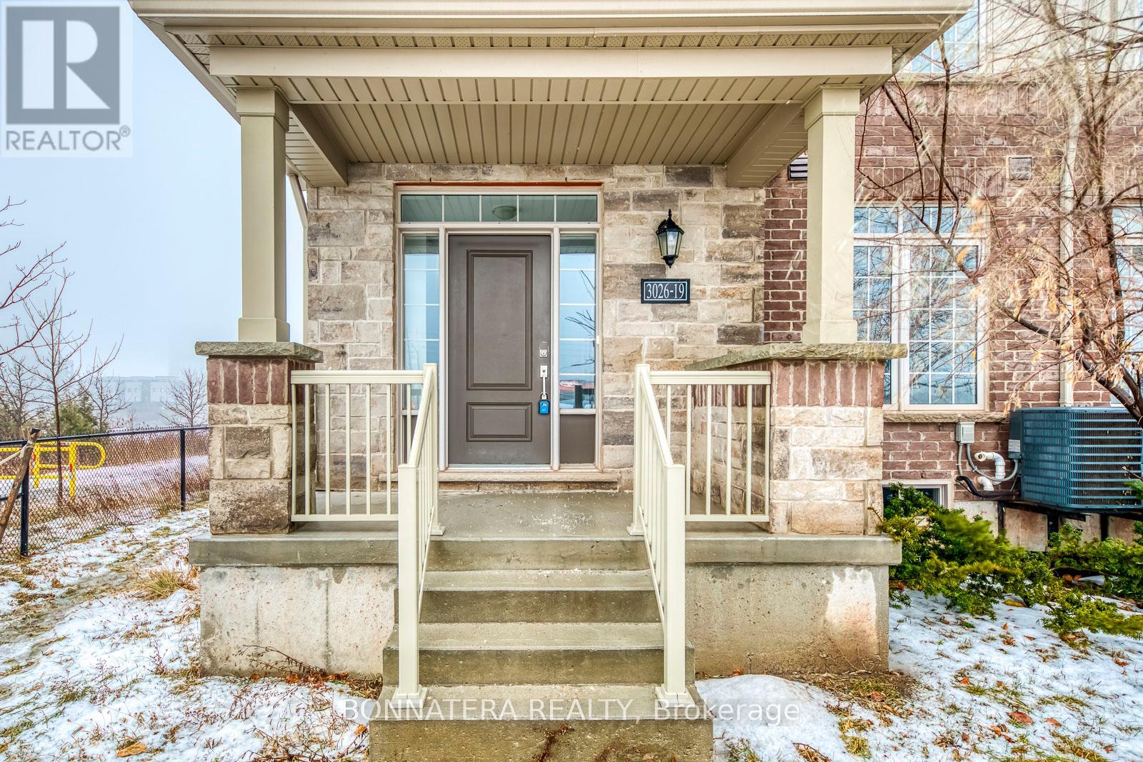 19 - 3026 Postridge Drive, Oakville, Ontario  L6H 7E3 - Photo 3 - W12672548