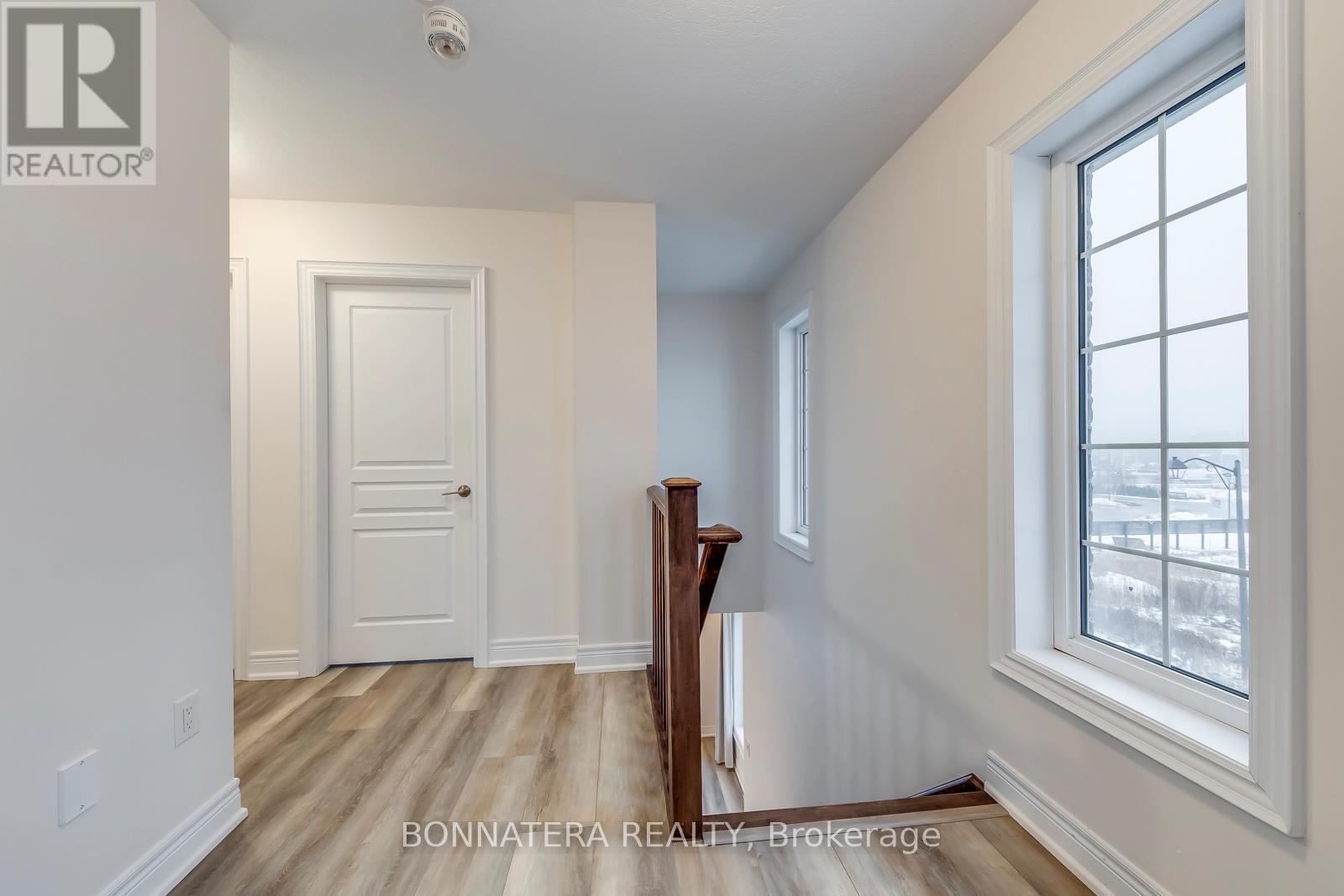 19 - 3026 Postridge Drive, Oakville, Ontario  L6H 7E3 - Photo 31 - W12672548