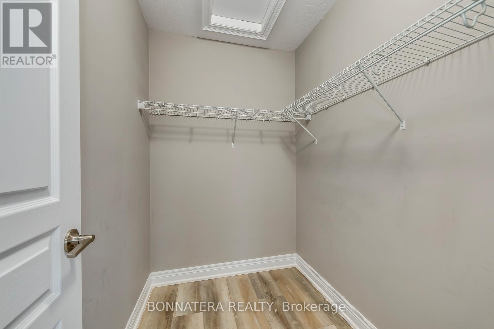 19 - 3026 Postridge Drive, Oakville, Ontario  L6H 7E3 - Photo 37 - W12672548