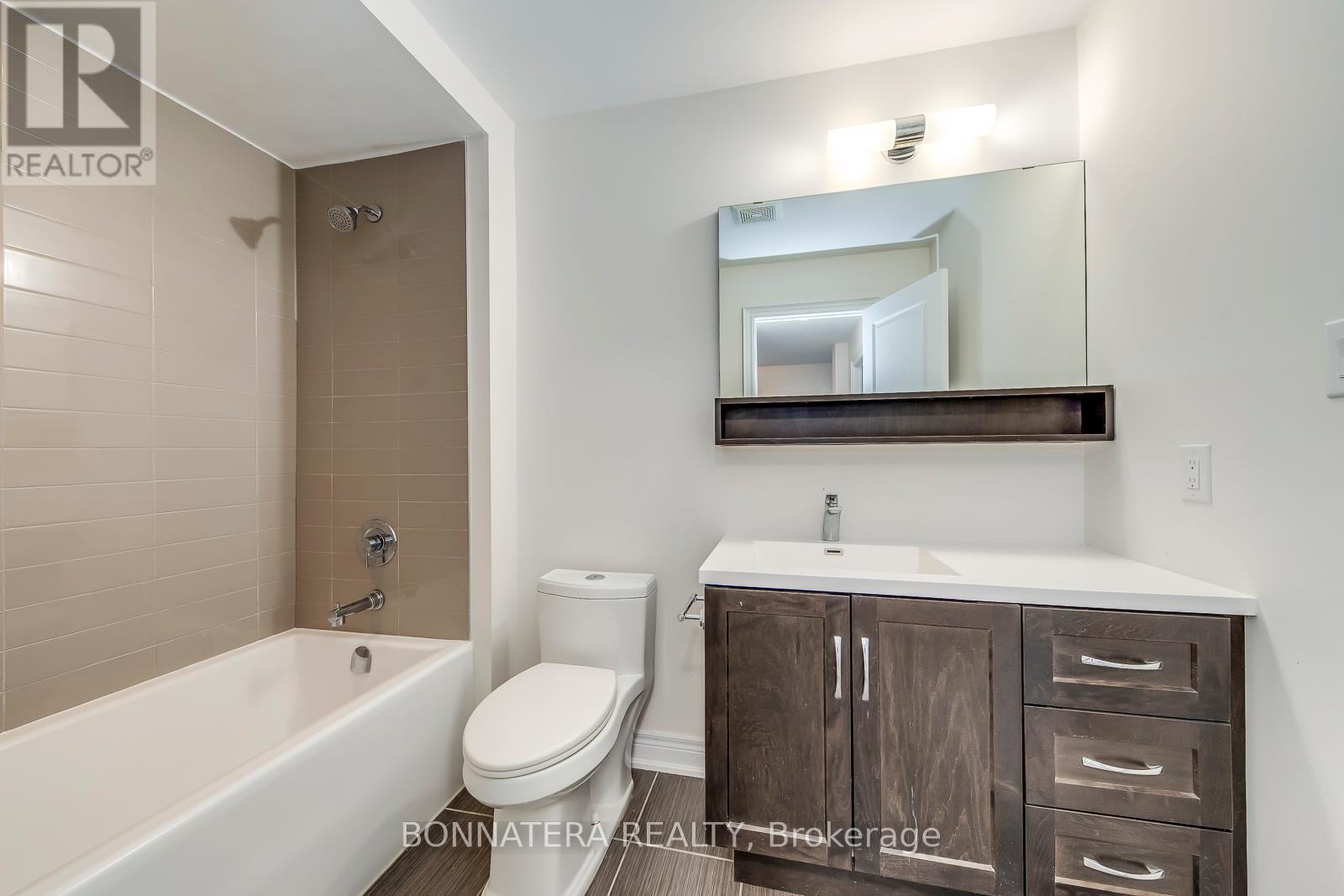 19 - 3026 Postridge Drive, Oakville, Ontario  L6H 7E3 - Photo 44 - W12672548