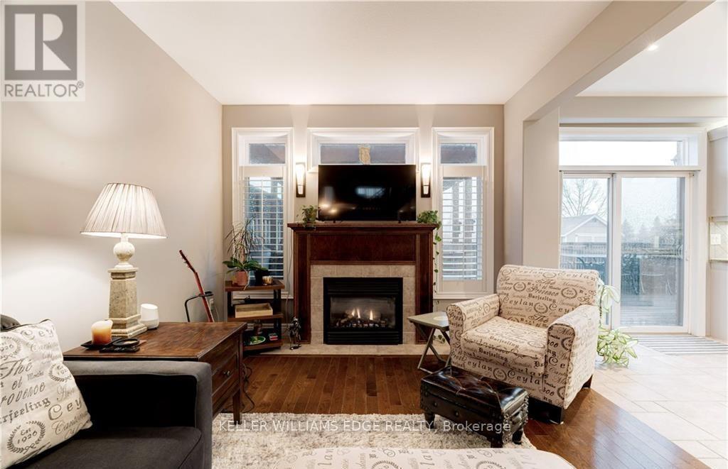 8036 Sheridan Court, Grimsby, Ontario  L0R 1M0 - Photo 12 - X12672446