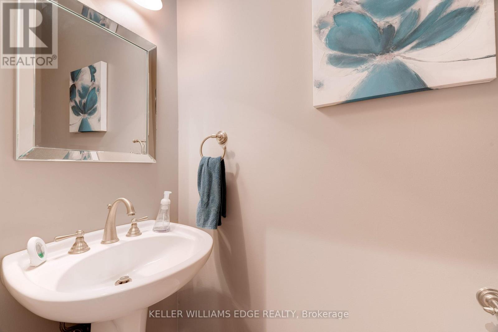 8036 Sheridan Court, Grimsby, Ontario  L0R 1M0 - Photo 13 - X12672446