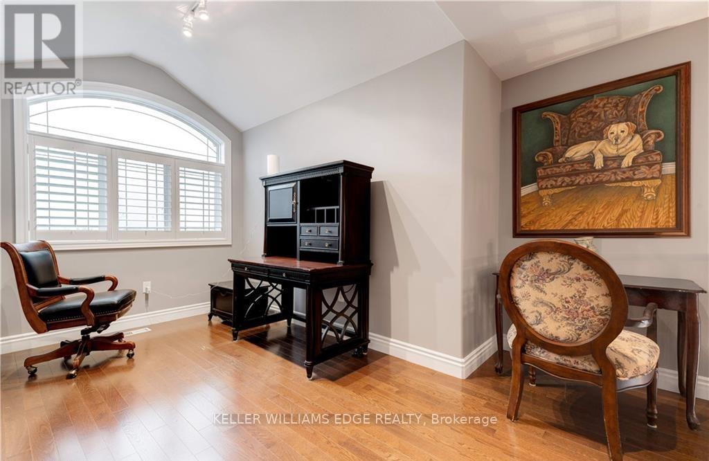 8036 Sheridan Court, Grimsby, Ontario  L0R 1M0 - Photo 23 - X12672446