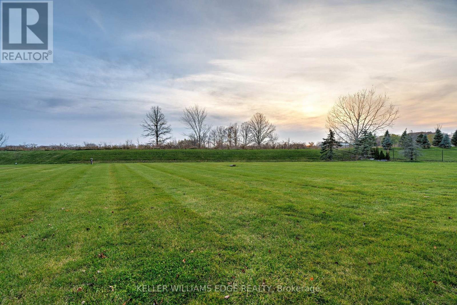 8036 Sheridan Court, Grimsby, Ontario  L0R 1M0 - Photo 35 - X12672446