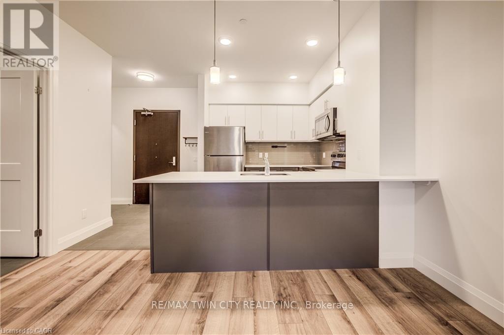 317 - 399 Queen Street S, Kitchener, Ontario  N2G 0C4 - Photo 8 - X12672464