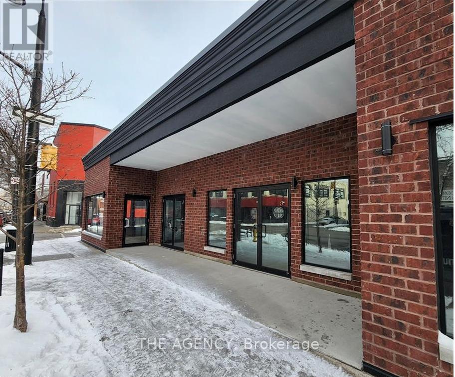 130 Christina Street N, Sarnia, Ontario  N7T 5T6 - Photo 1 - X12672478