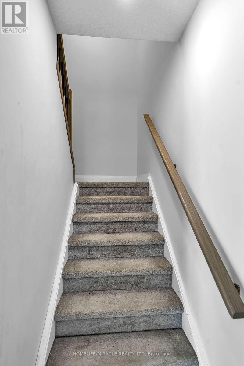 121 Marconi Court, London East, Ontario  N5V 0C9 - Photo 9 - X12672554