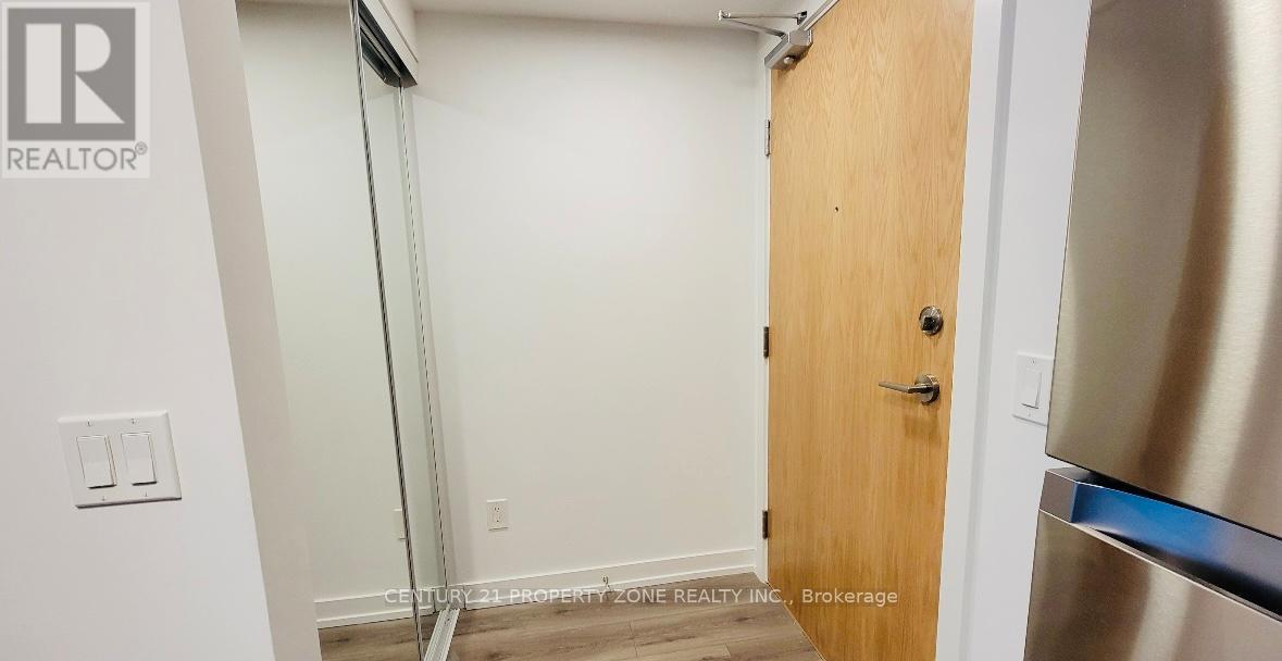 1305 - 1435 Celebration Drive, Pickering, Ontario  L1W 0C4 - Photo 3 - E12672506