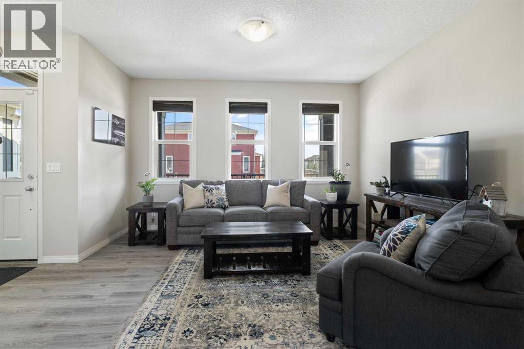 211 Evanscrest Way Nw, Calgary, Alberta  T3P 0S2 - Photo 4 - A2277309