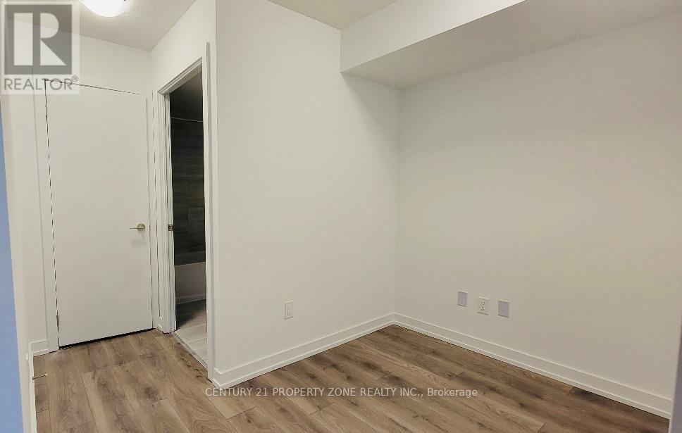 1305 - 1435 Celebration Drive, Pickering, Ontario  L1W 0C4 - Photo 4 - E12672506