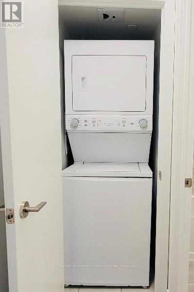 1305 - 1435 Celebration Drive, Pickering, Ontario  L1W 0C4 - Photo 11 - E12672506