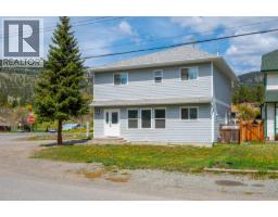 2101 BLACKWELL Avenue, merritt, British Columbia