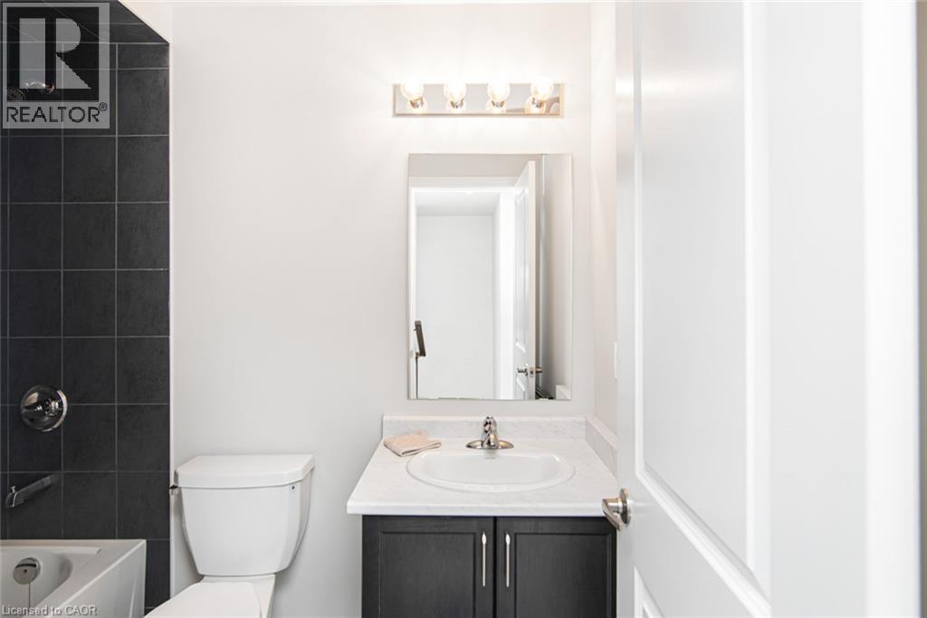 8 Mia Drive, Hamilton, Ontario  L9B 0K1 - Photo 42 - 40796763