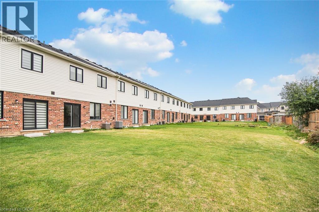 8 Mia Drive, Hamilton, Ontario  L9B 0K1 - Photo 46 - 40796763