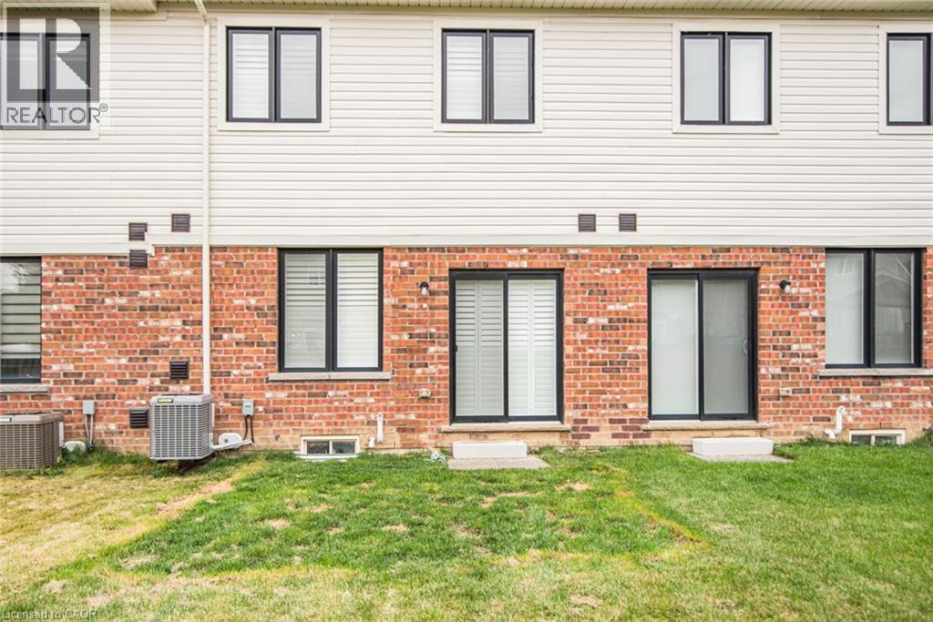 8 Mia Drive, Hamilton, Ontario  L9B 0K1 - Photo 48 - 40796763