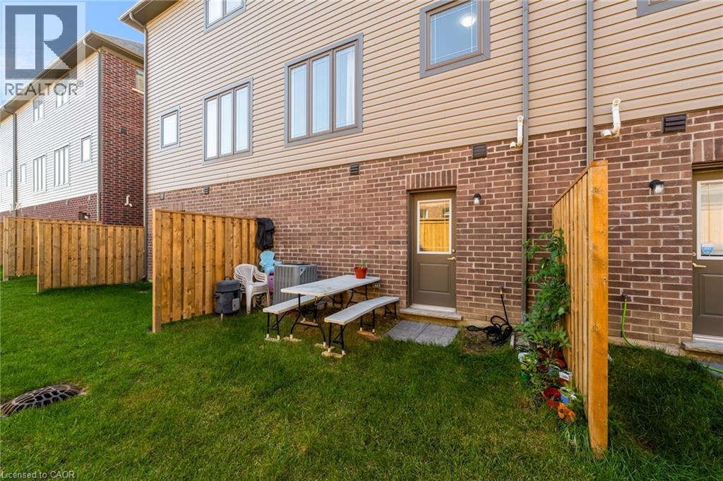 19 Picardy Drive Unit# 15, Stoney Creek, Ontario  L8J 0M7 - Photo 24 - 40795967