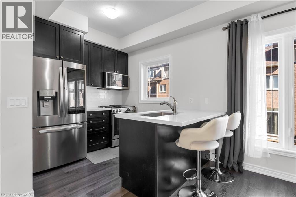 19 Picardy Drive Unit# 15, Stoney Creek, Ontario  L8J 0M7 - Photo 9 - 40795967