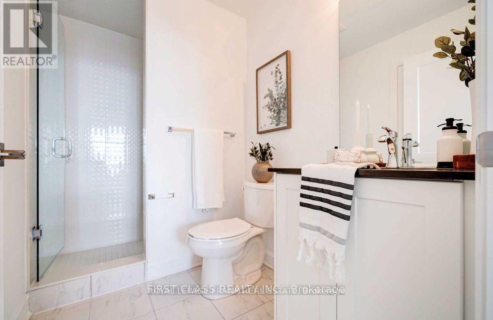 317 - 50 Lakebreeze Drive, Clarington, Ontario L1B 0V9 - Photo 15 - E12672680