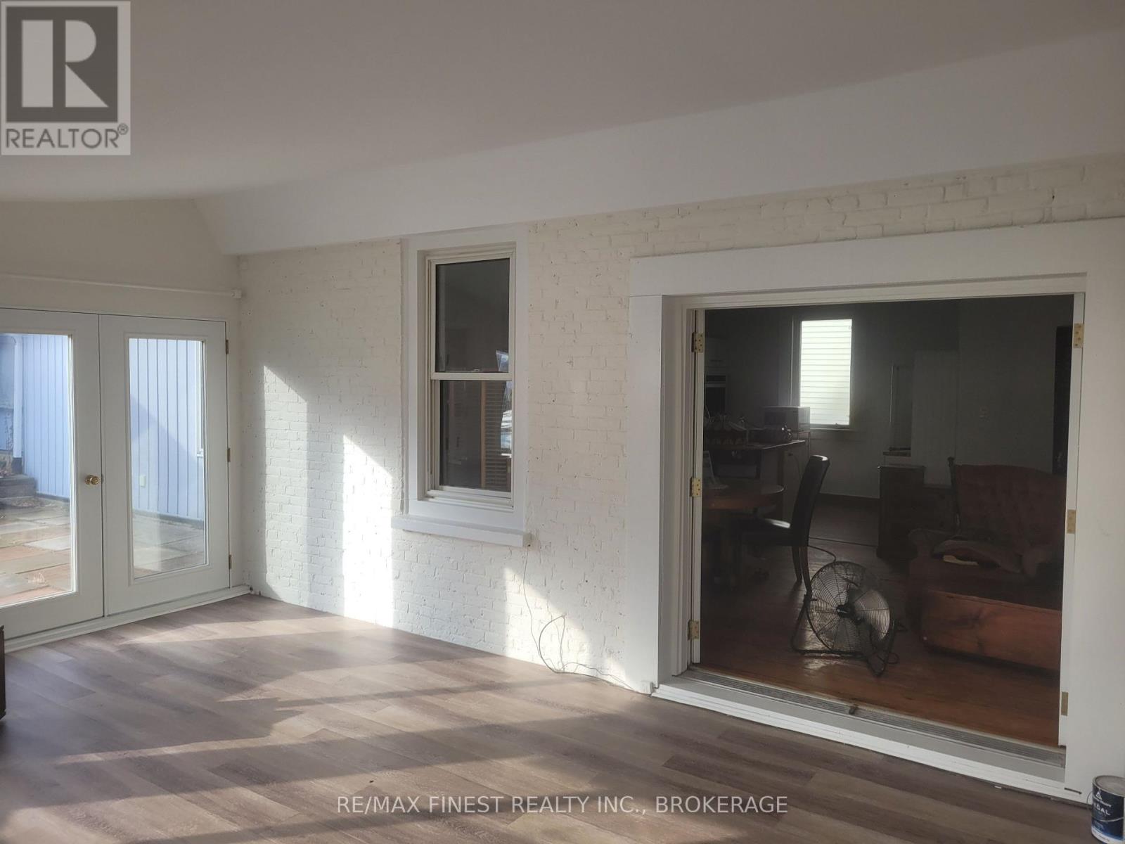 8 Catherine Street, Prince Edward County, Ontario  K0K 2T0 - Photo 6 - X12672838