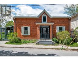 8 CATHERINE STREET, Prince Edward County, Ontario