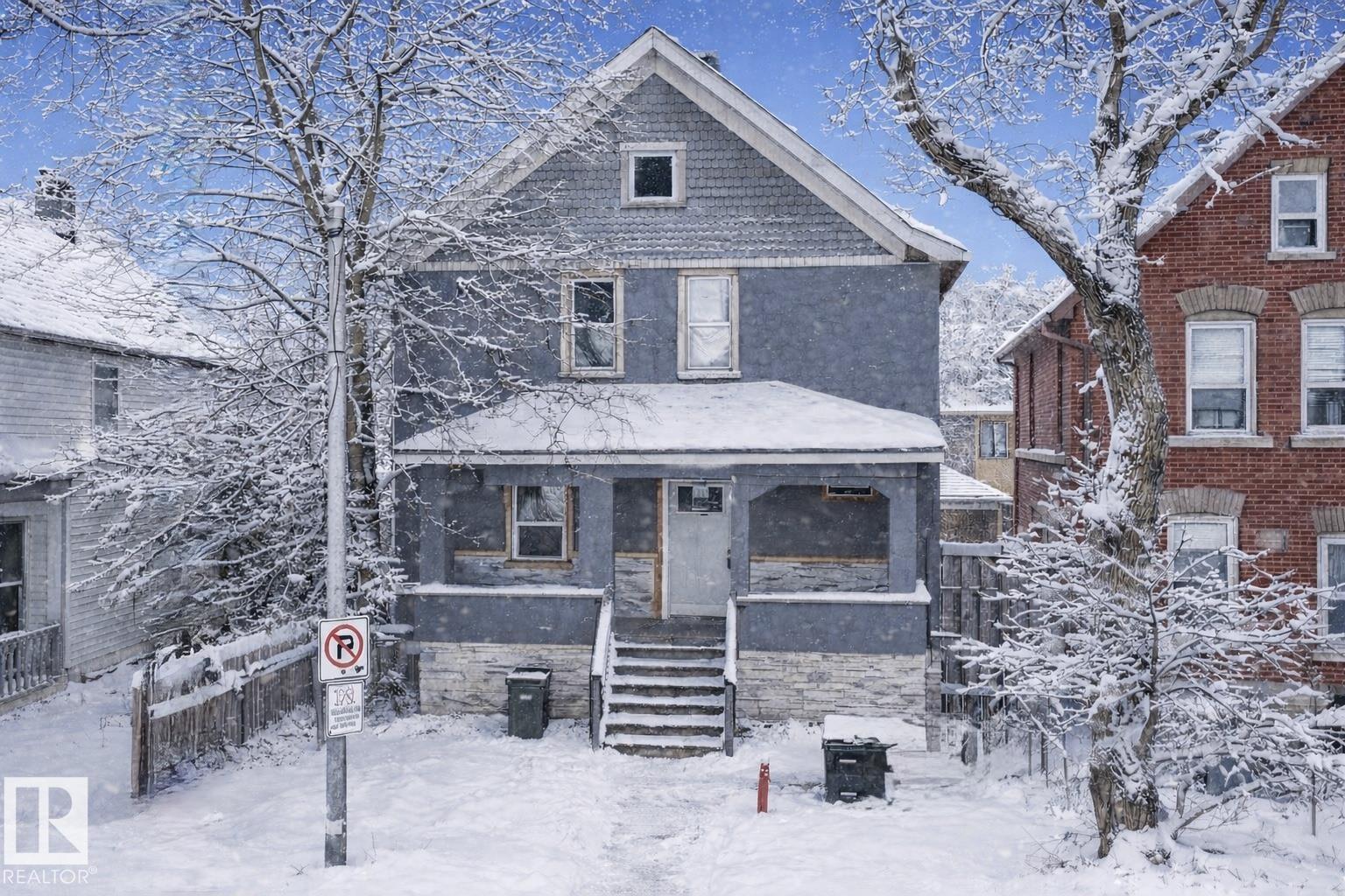 10730 92 ST NW, Edmonton, Alberta