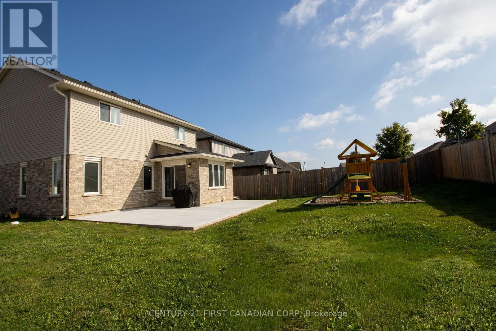 16 Arnold Street, Tillsonburg, Ontario  N4G 0G9 - Photo 27 - X12672694