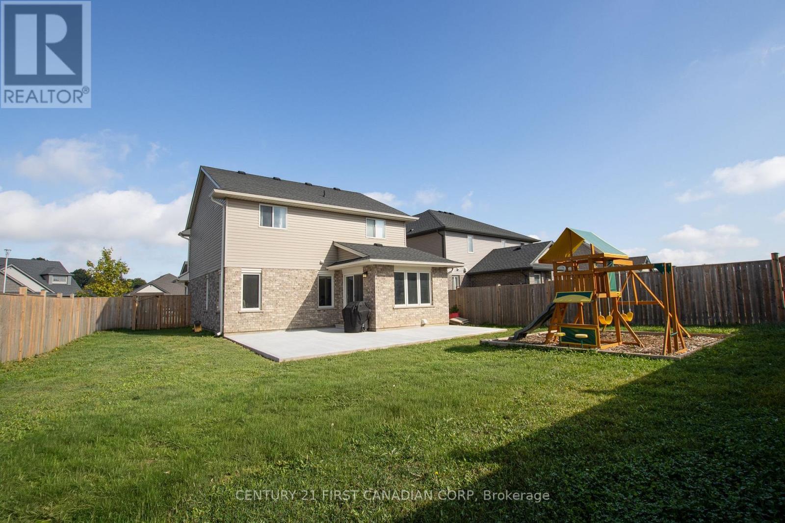 16 Arnold Street, Tillsonburg, Ontario  N4G 0G9 - Photo 28 - X12672694