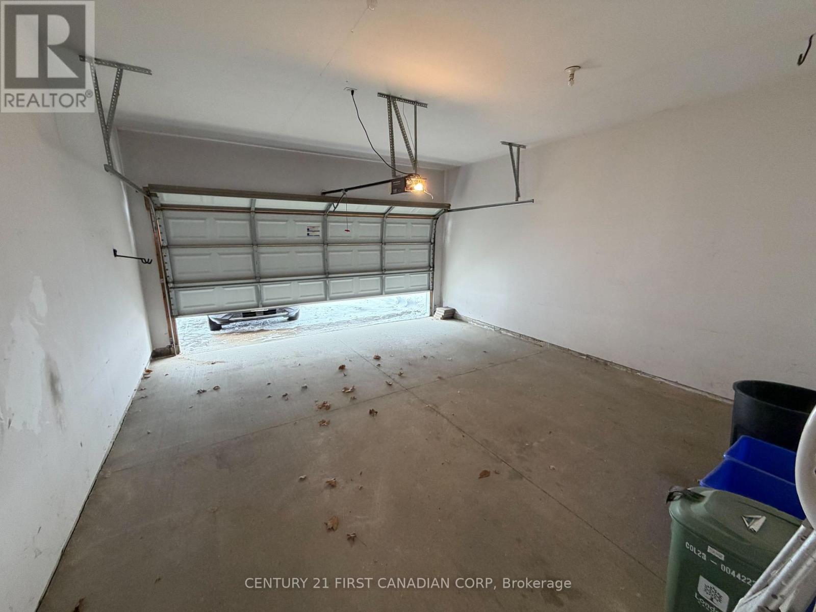 332 Ambleside Drive, London North, Ontario  N6G 5H9 - Photo 10 - X12672706