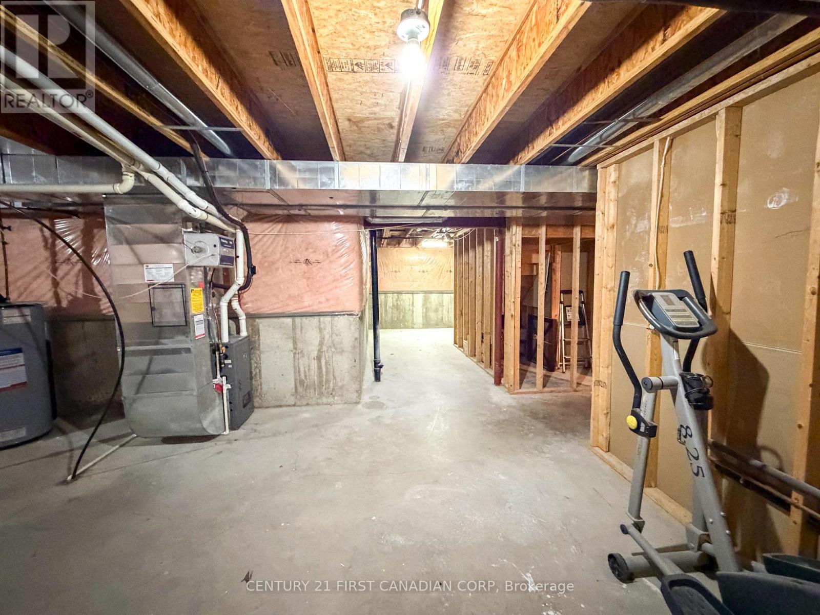 332 Ambleside Drive, London North, Ontario  N6G 5H9 - Photo 36 - X12672706