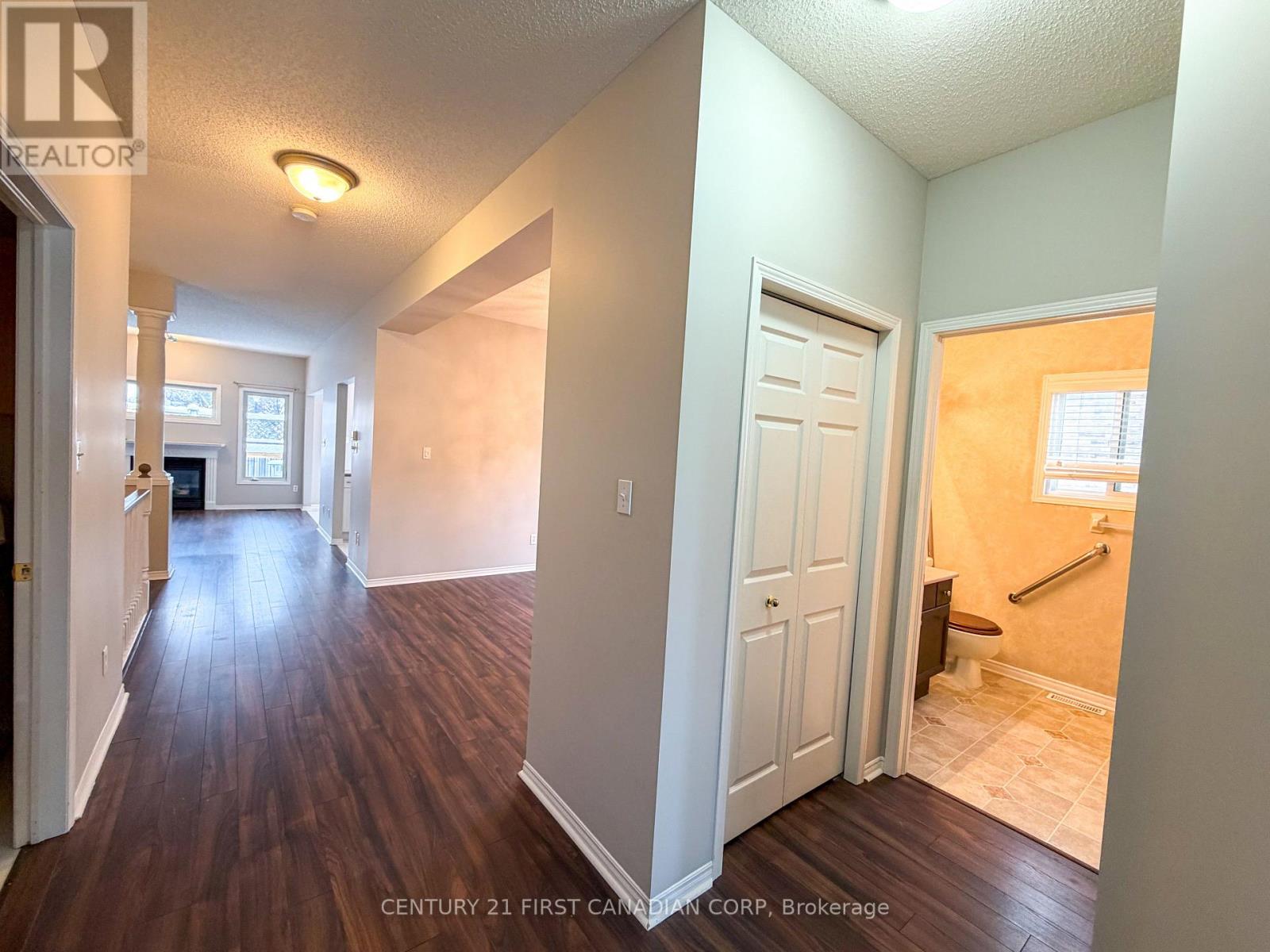 332 Ambleside Drive, London North, Ontario  N6G 5H9 - Photo 5 - X12672706