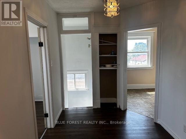 Upper - 379 Wharncliffe Road S, London South, Ontario  N6J 2M2 - Photo 9 - X12672778