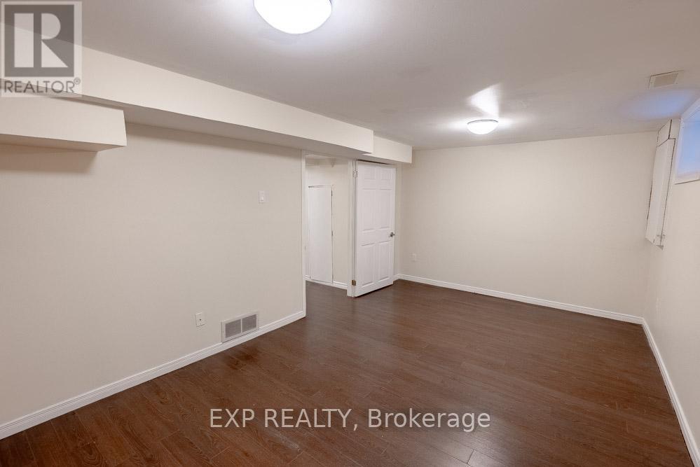 B - 196 Old Colony Road, Ottawa, Ontario  K2L 1M7 - Photo 11 - X12672592